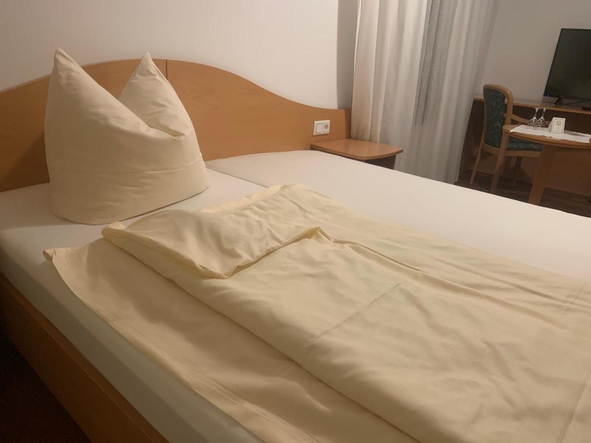 Hotel & Restaurant Rosenhof 베르겐 외부 사진